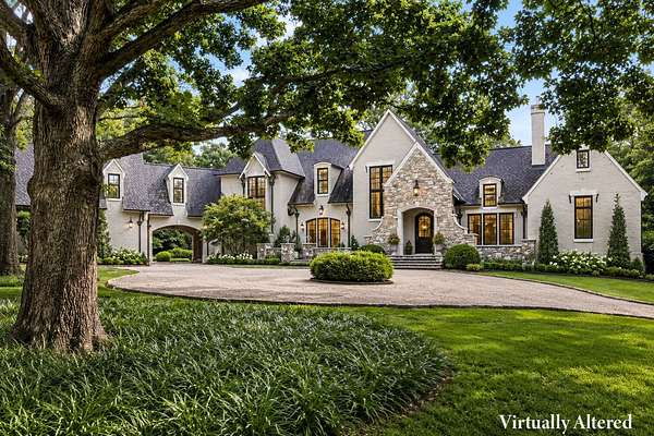 1.79 Acres of Land with Home for Sale in Nashville, Tennessee