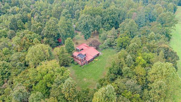 13 Acres of Land with Home for Sale in Dickson, Tennessee