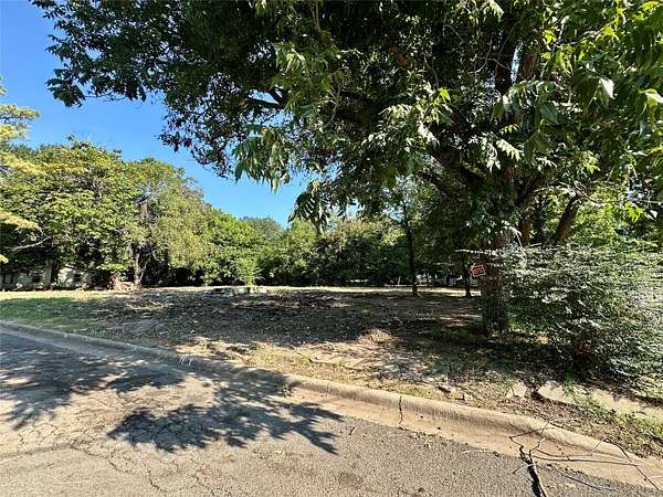 0.28 Acres of Residential Land for Sale in Paris, Texas