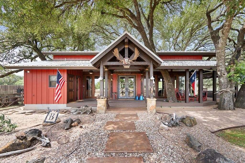 400 Acres of Land for Sale in Horseshoe Bay, Texas