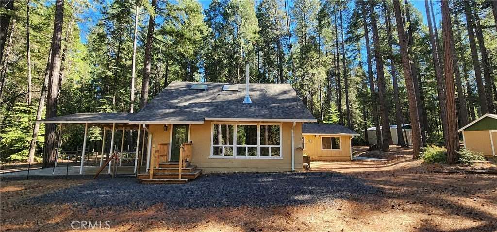 1.69 Acres of Residential Land with Home for Sale in Magalia, California