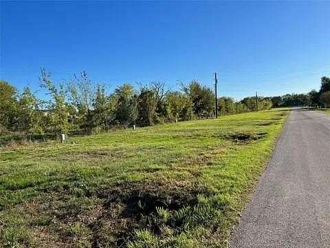 1.23 Acres of Residential Land for Sale in Yantis, Texas