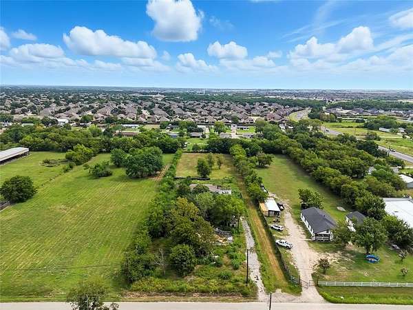 1 Acre of Land for Sale in Forney, Texas