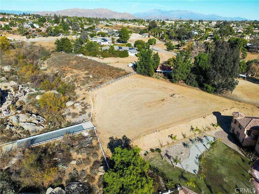 1.27 Acres of Residential Land for Sale in Riverside, California