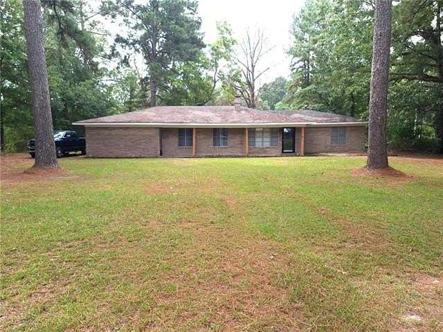 5.8 Acres of Residential Land with Home for Sale in Pineville, Louisiana