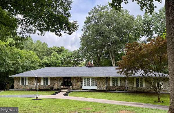 13.8 Acres of Land with Home for Sale in Kingsville, Maryland