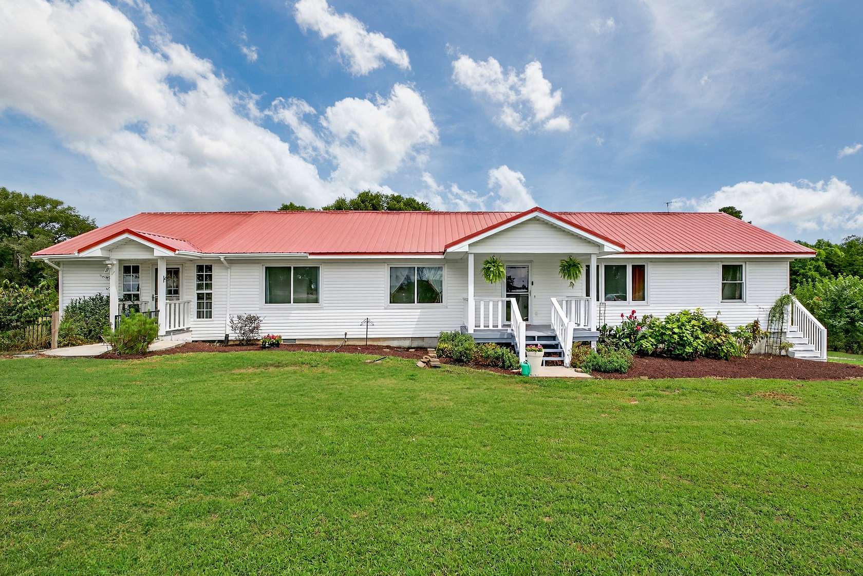 10.6 Acres of Land with Home for Sale in Ardmore, Tennessee