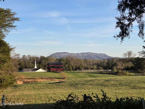 4.52 Acres of Land for Sale in Luttrell, Tennessee