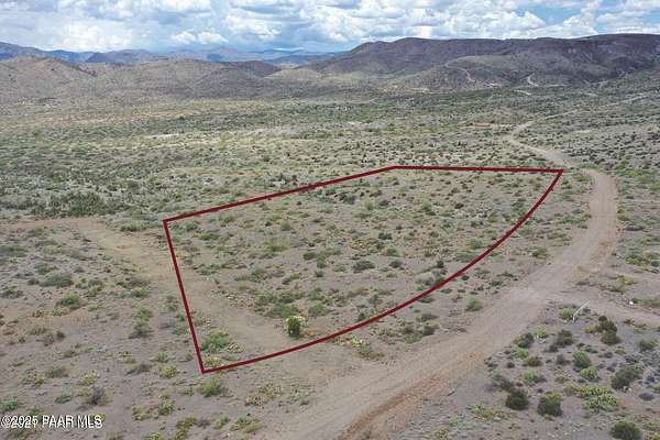 5 Acres of Residential Land for Sale in Mayer, Arizona