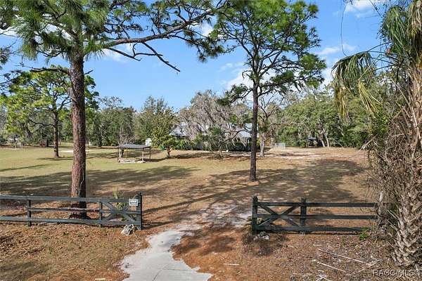 3.16 Acres of Residential Land with Home for Sale in Crystal River, Florida