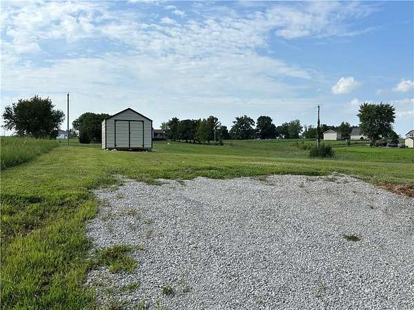 0.37 Acres of Residential Land for Sale in Altamont, Missouri