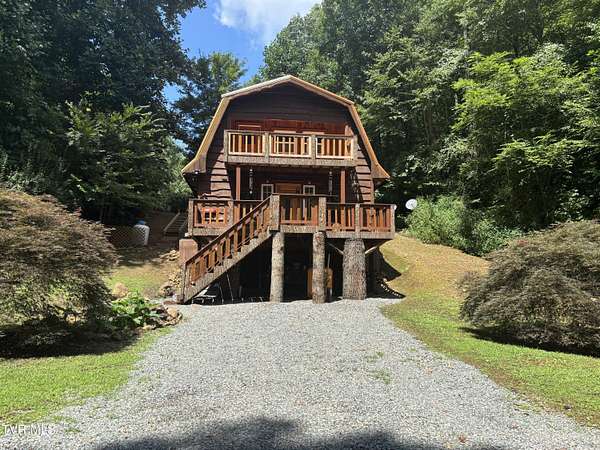 3.5 Acres of Residential Land with Home for Sale in Mountain City, Tennessee