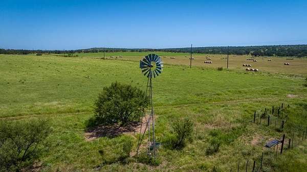 100 Acres of Recreational Land & Farm for Sale in Fredonia, Texas