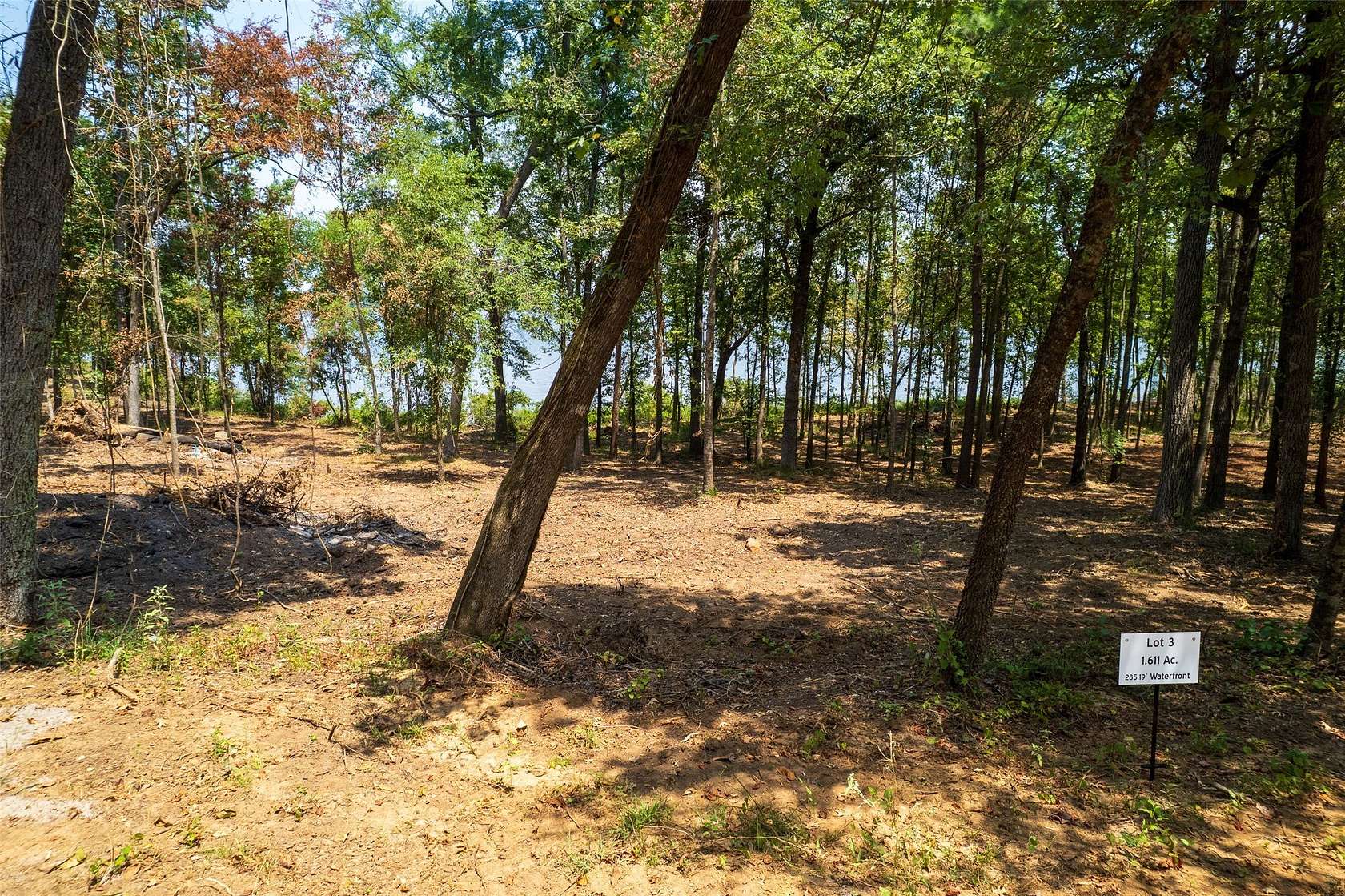 1.61 Acres of Residential Land for Sale in Leesburg, Texas