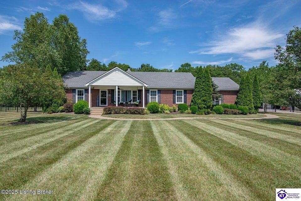 10.1 Acres of Land with Home for Sale in Shepherdsville, Kentucky