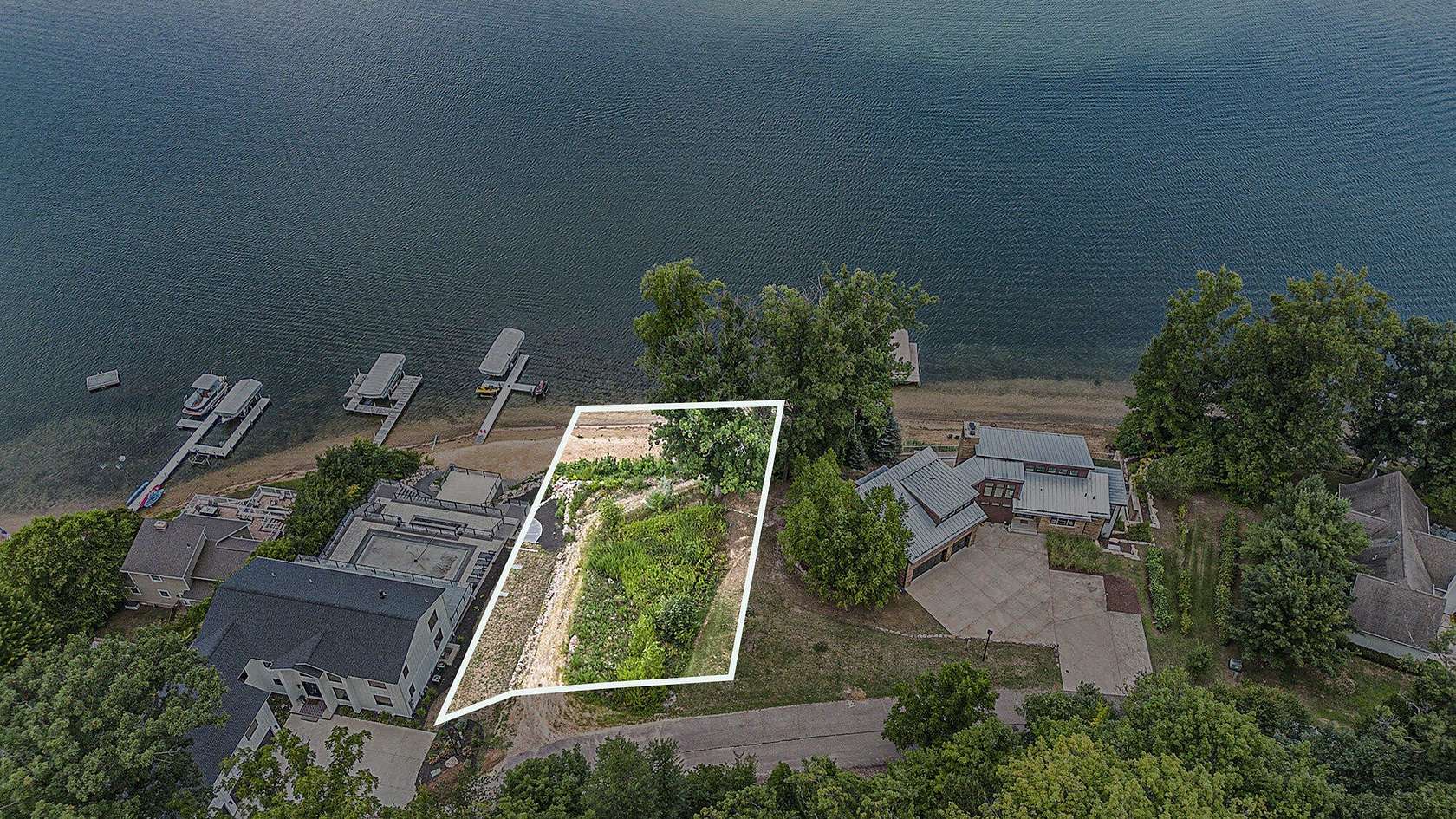 0.3 Acres of Residential Land for Sale in Dowagiac, Michigan