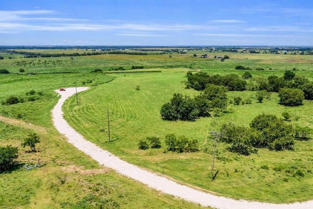 10.2 Acres of Land for Sale in Grandview, Texas