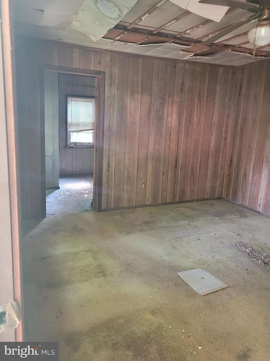 1.6 Acres of Residential Land with Home for Sale in Aquasco, Maryland