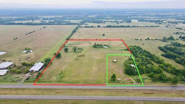19.3 Acres of Agricultural Land for Sale in Paris, Texas