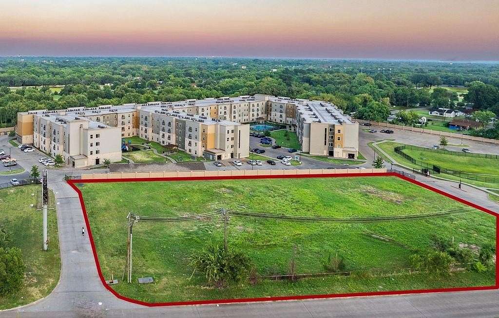 2 Acres of Commercial Land for Sale in Balch Springs, Texas