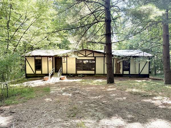 1.65 Acres of Residential Land with Home for Sale in Nineveh, Indiana