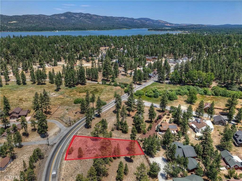 0.39 Acres of Commercial Land for Sale in Big Bear Lake, California