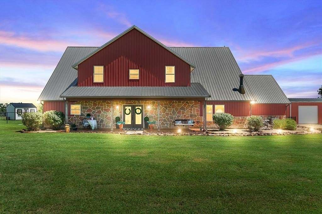 13.6 Acres of Land with Home for Sale in Wills Point, Texas