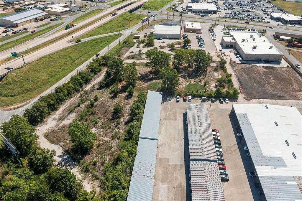 4 Acres of Mixed-Use Land for Sale in Sherman, Texas