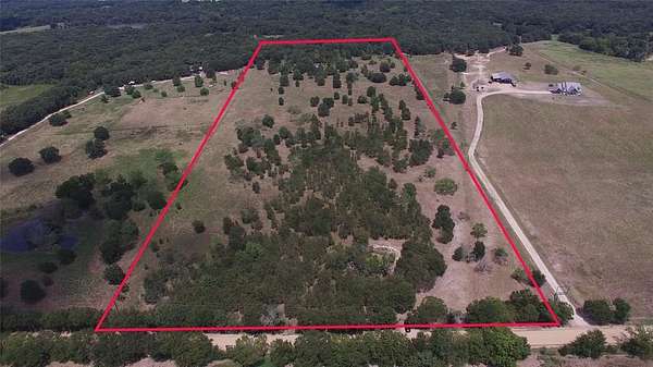 23.6 Acres of Agricultural Land for Sale in Scurry, Texas