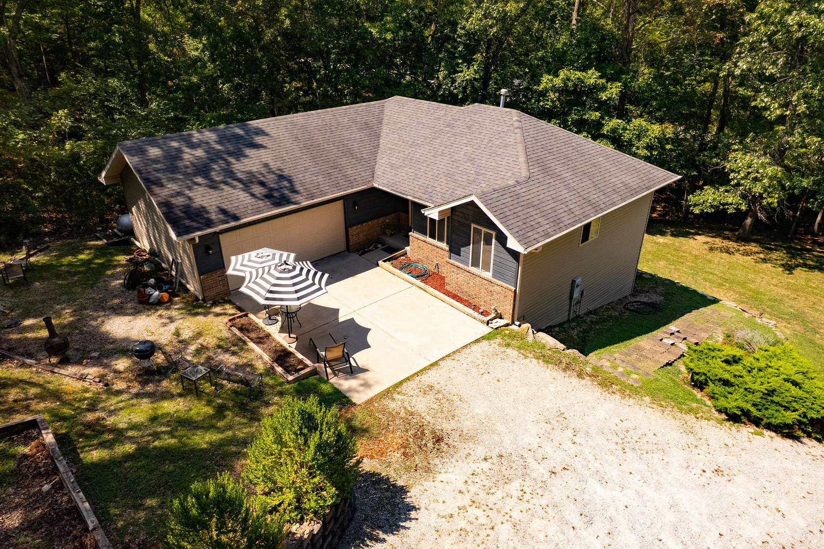 2.87 Acres of Residential Land with Home for Sale in Kimberling City, Missouri