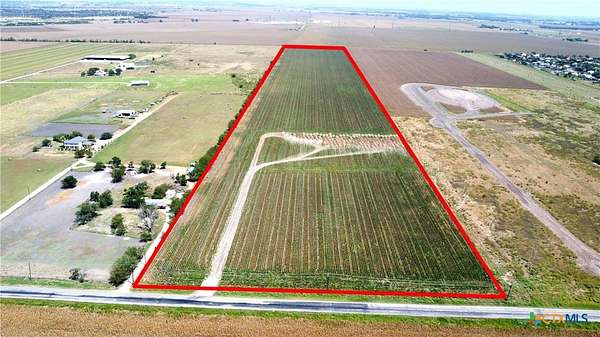47 Acres of Land for Sale in Seguin, Texas