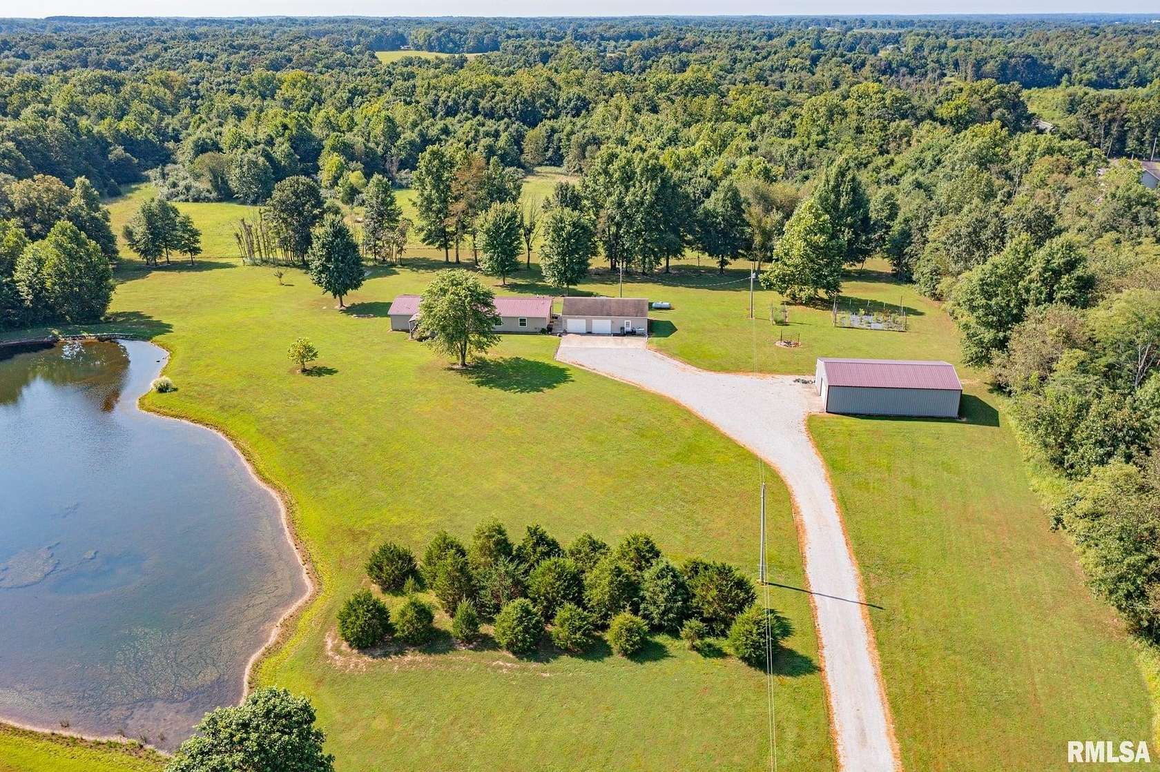 17.5 Acres of Land with Home for Sale in Mount Vernon, Illinois