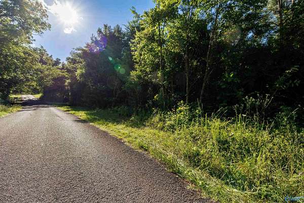 4 Acres of Residential Land for Sale in Fort Payne, Alabama