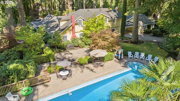 10.4 Acres of Land with Home for Sale in Newberg, Oregon