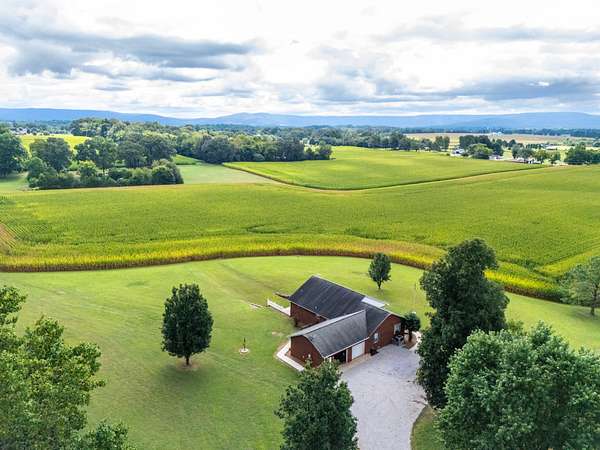 77 Acres of Improved Land for Sale in Winchester, Tennessee