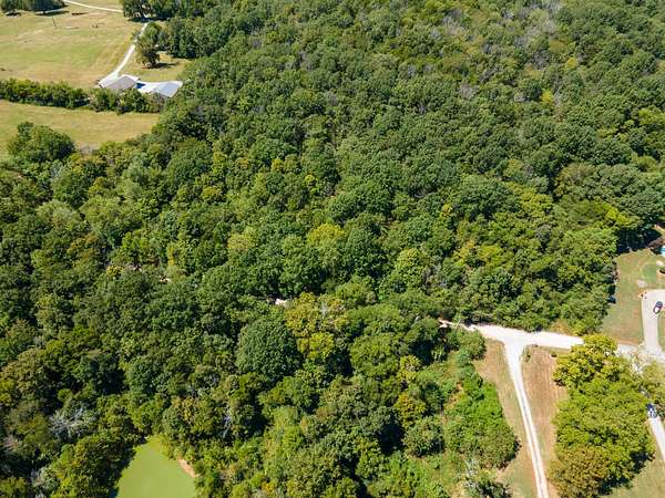 3.26 Acres of Residential Land for Sale in Columbia, Tennessee