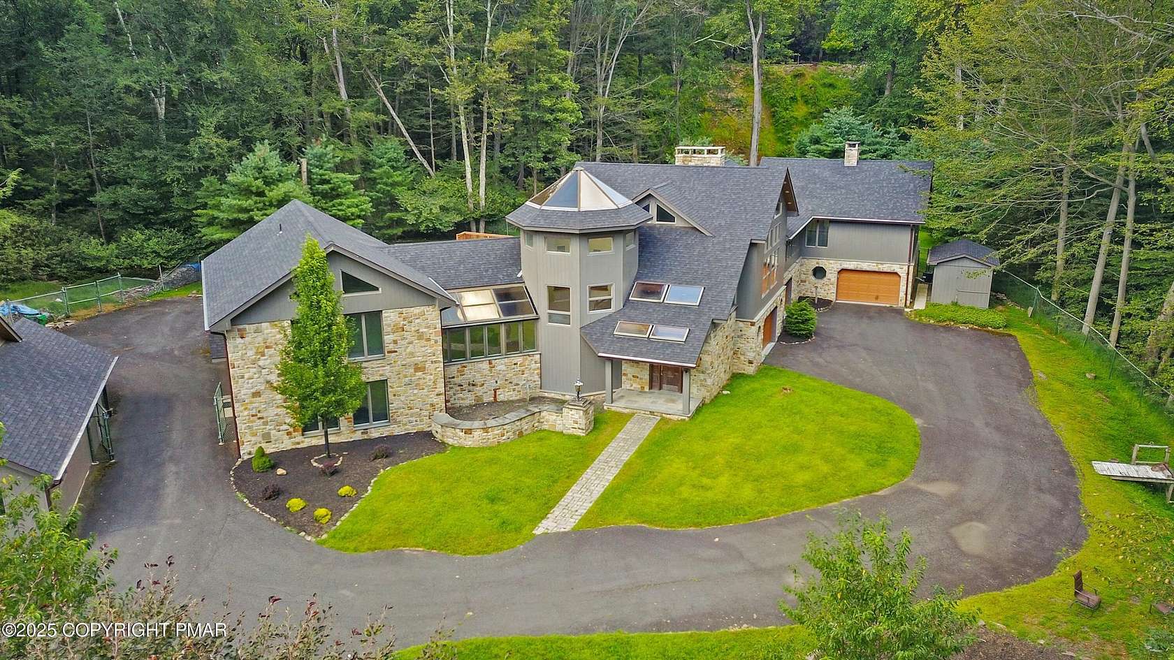 2 Acres of Residential Land with Home for Sale in Tannersville, Pennsylvania