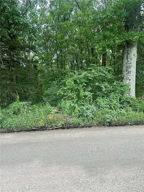 5 Acres of Residential Land for Sale in Alma, Arkansas