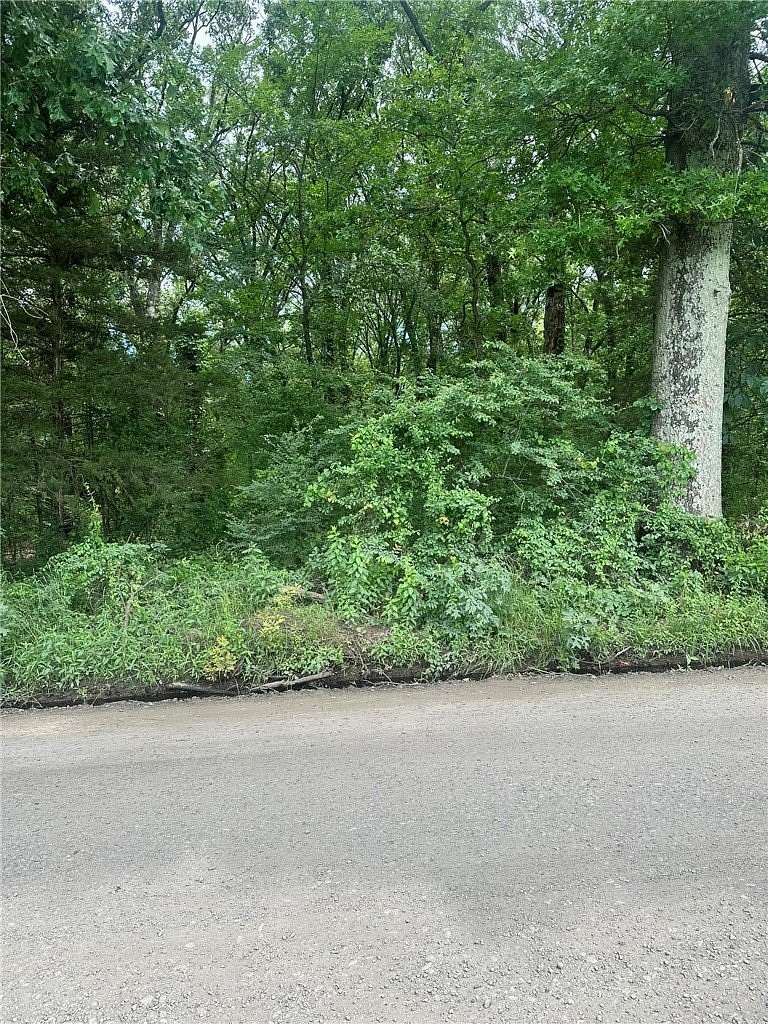 5 Acres of Residential Land for Sale in Alma, Arkansas