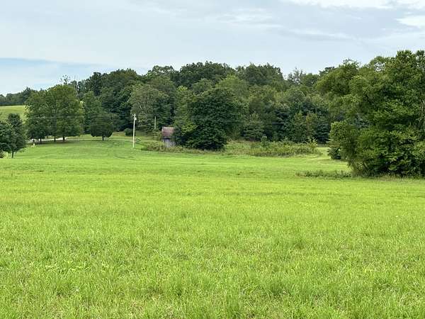 5 Acres of Residential Land for Sale in Dickson, Tennessee