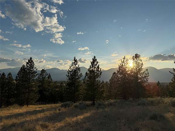 5 Acres of Residential Land for Sale in Stevensville, Montana