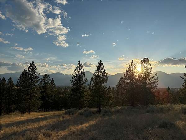 5 Acres of Residential Land for Sale in Stevensville, Montana