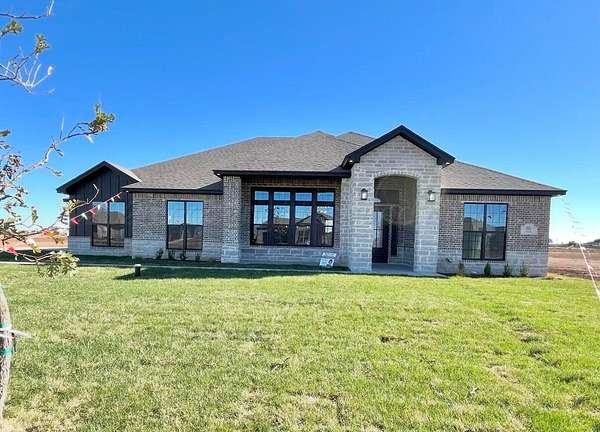 2.1 Acres of Residential Land with Home for Sale in Canyon, Texas