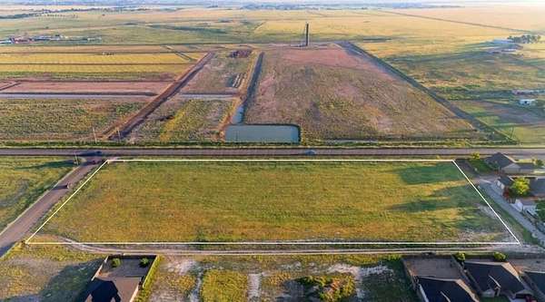 5 Acres of Mixed-Use Land for Sale in Canyon, Texas