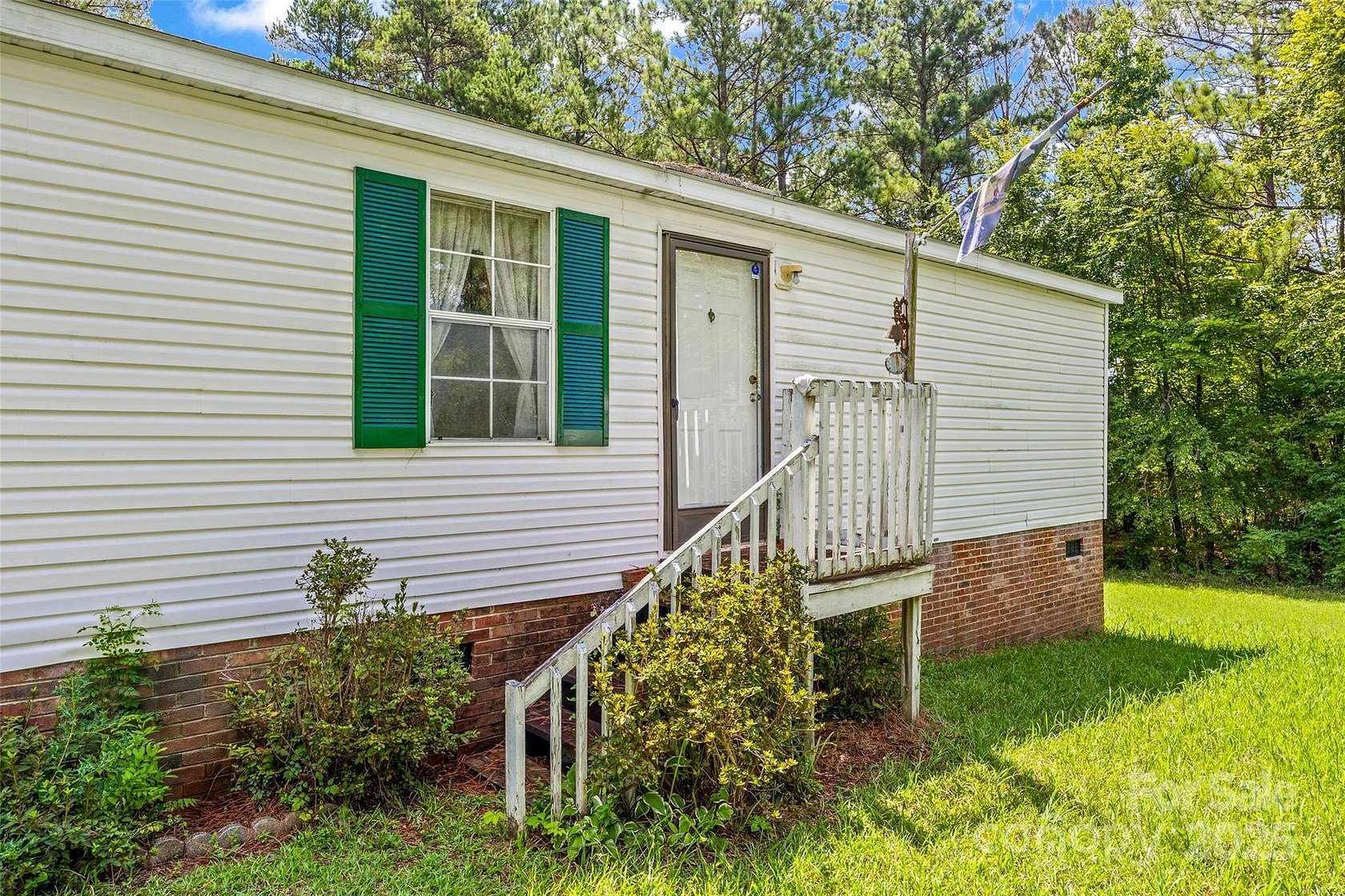 2 Acres of Residential Land with Home for Sale in York, South Carolina