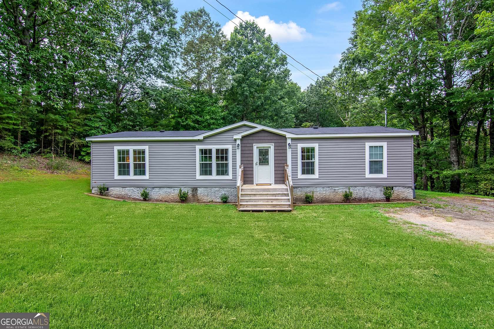 1.5 Acres of Residential Land with Home for Sale in Ellijay, Georgia