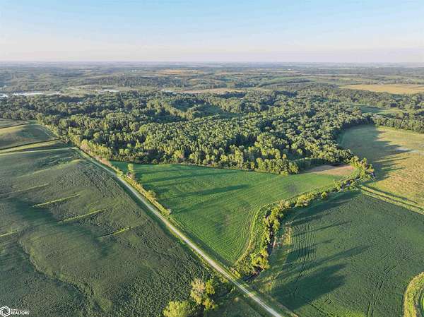 175 Acres of Recreational Land & Farm for Sale in Hedrick, Iowa