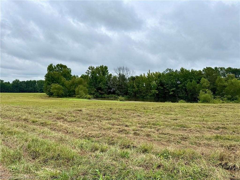20 Acres of Land for Sale in Van Buren, Arkansas