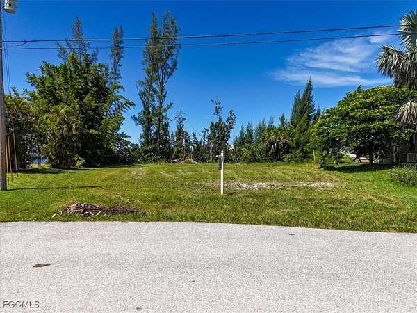 0.28 Acres of Land for Sale in Cape Coral, Florida