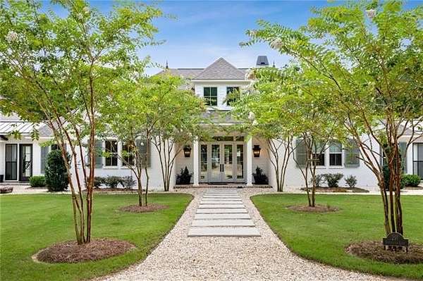 12 Acres of Land with Home for Sale in Covington, Louisiana